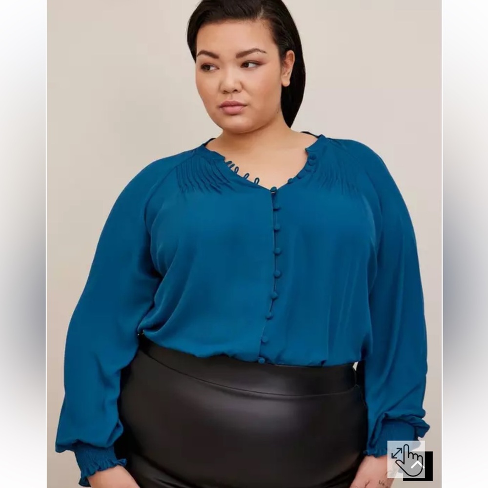 Torrid Georgette Smocked Blouson Sleeve Blouse NEW with Tag W2263 Plus Size 2X